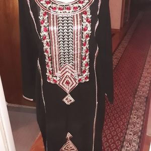 Pretty Middle Eastern Dress